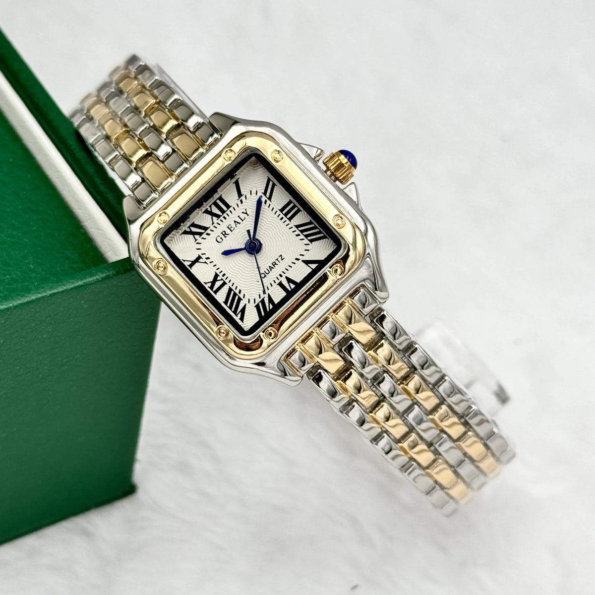 GREALY Vintage Luxury Women’s Watch