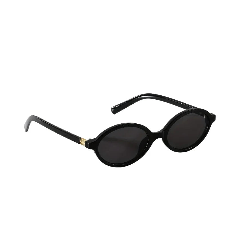 Urban Oval Classics - Timeless retro vibes