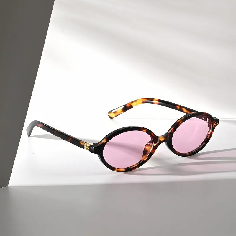 Urban Oval Classics - Timeless retro vibes