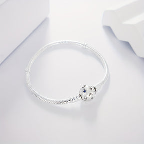 Elegant 925 Silver-Plated Moon & Stars Bracelet with Synthetic Zirconia
